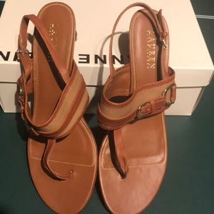 Women’s shoes